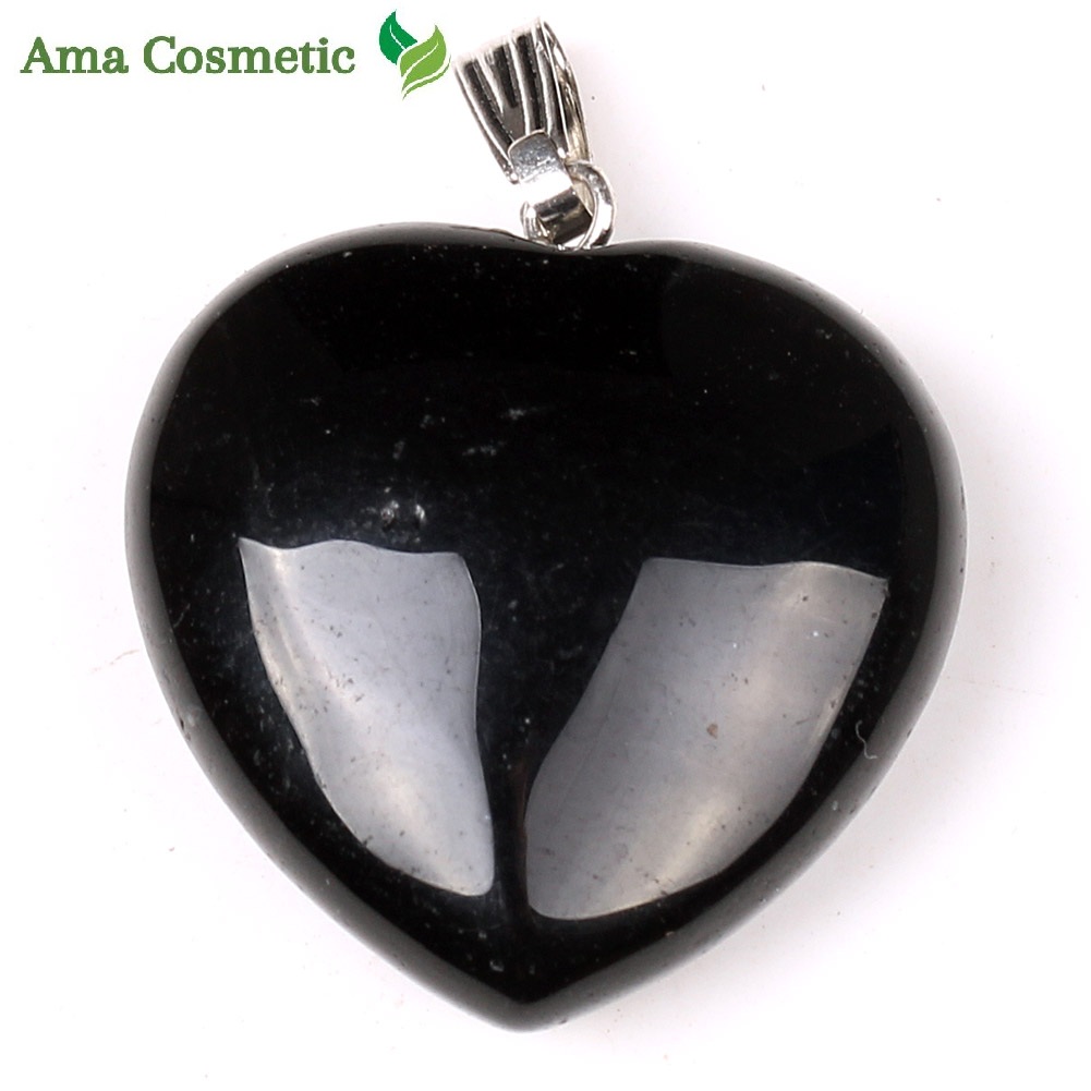 قلادة حجر الأوبسيديان الطبيعي بشكل قلب – حماية وشفاء عميق